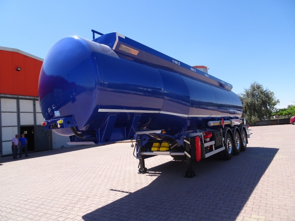 Бензовоз полуприцеп Nursan, стальной
