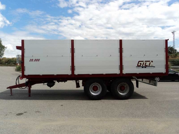 Two-axle trailer Gili