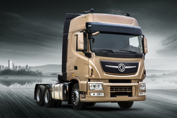 Тягач Dongfeng  6×4