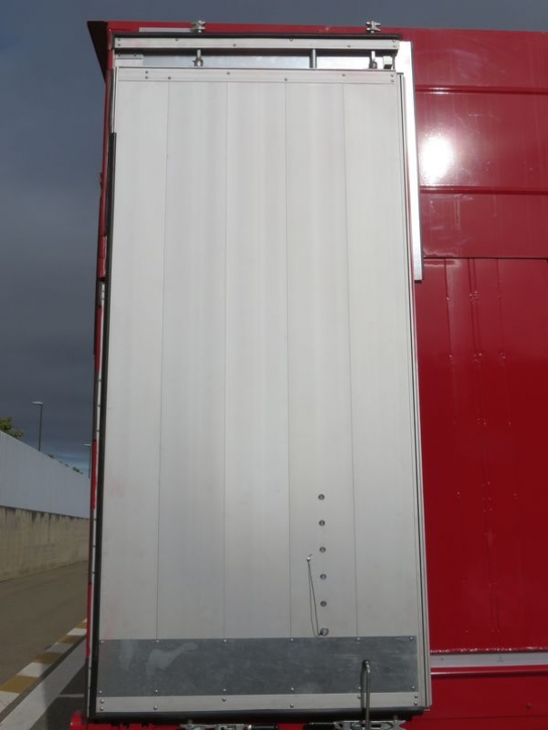 Semitrailer all-metal with lifting roof LeciTrailer