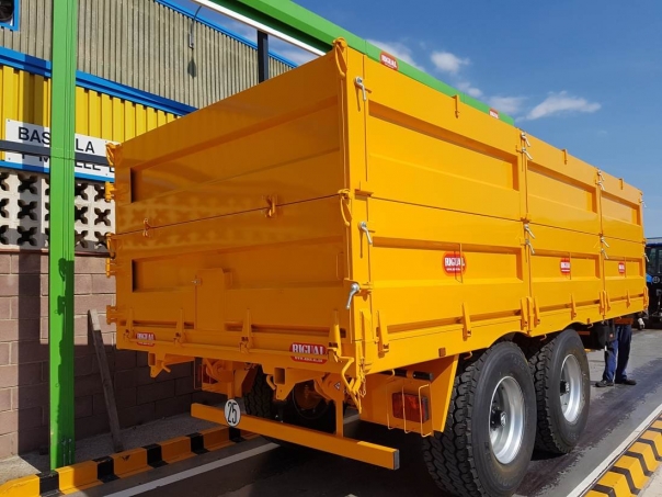 Сільськогосподарський причіп універсальний Rigual