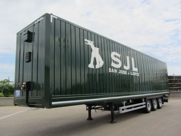 Semitrailer all-metal with adjustable beams LeciTrailer