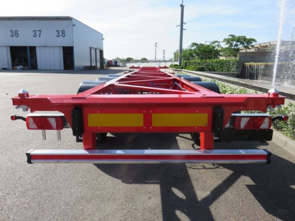 Контейнеровоз облегченный LeciTrailer