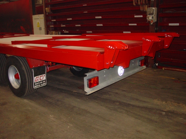 Прицеп-платформа двухосный Gili