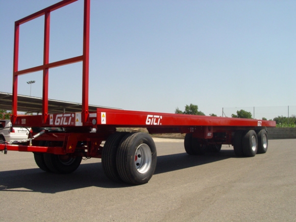 Прицеп-платформа трехосный Gili