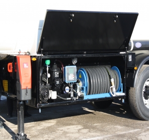 Бензовоз-паливозаправник Indox