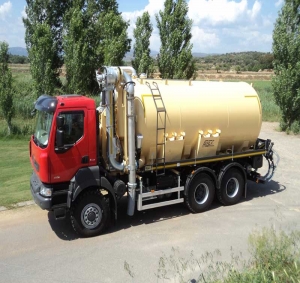 Автоцистерна Gili