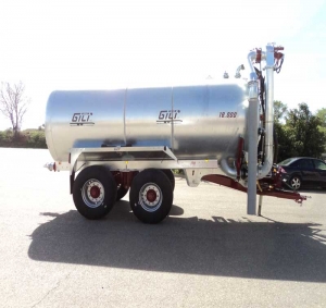 Two-axle tank trailer for liquid fertilizers Gili