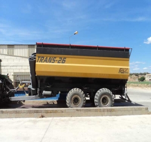 Bulk material trailer Gili