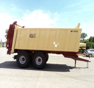 Two-axle spreader Gili