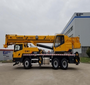 Внедрожный кран Dongfeng EQ2250 6х6