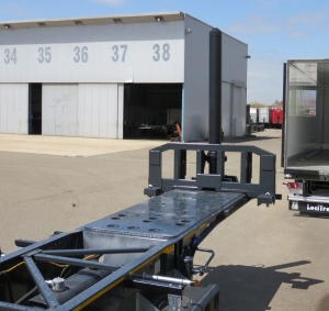 Контейнеровоз самосвал LeciTrailer