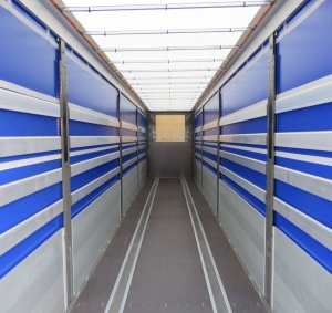 Полуприцеп тентованный с бортом LeciTrailer