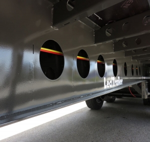 Tilt semi-trailer lightweight LeciTrailer