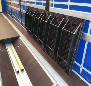 Полуприцеп тентованный для перевозки бухт LeciTrailer