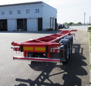 Контейнеровоз облегченный LeciTrailer