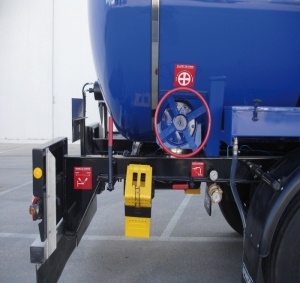 Parcisa bitumen truck