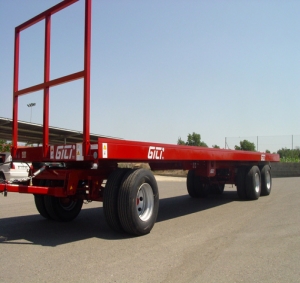 Прицеп-платформа трехосный Gili